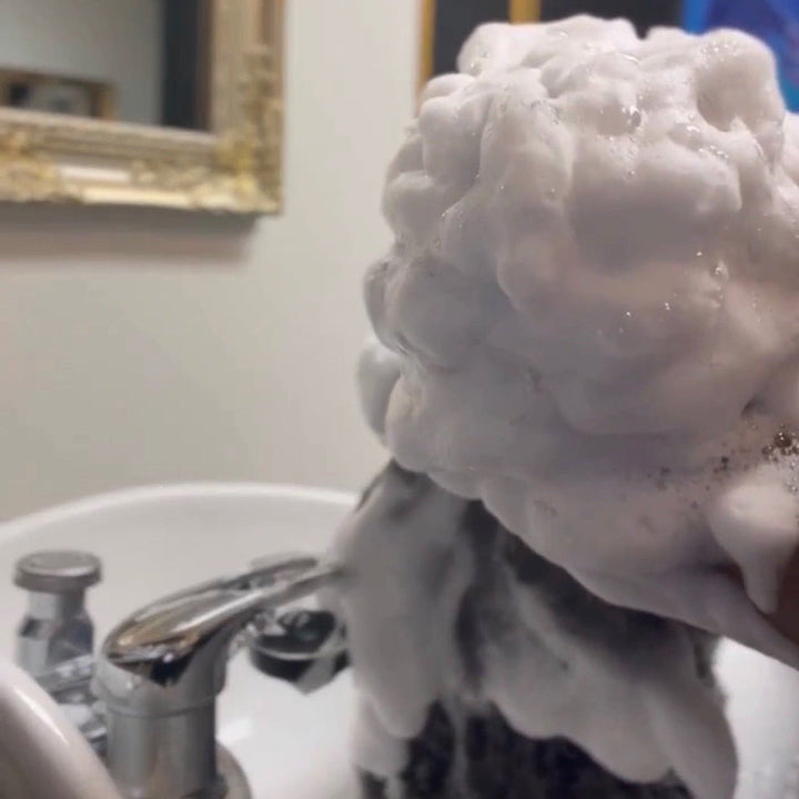 Lush Hydrating Shampoo - Bundles and Drops of Glam